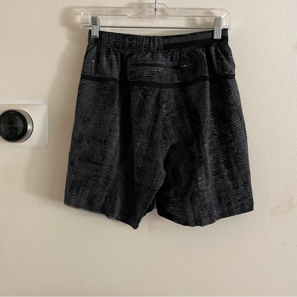 Lululemon surge shorts linerless 7” size small